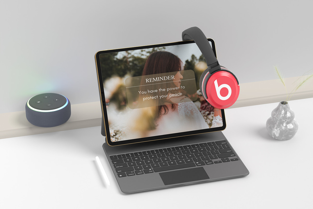 TABLET PRO MOCKUP, an iPad Mockup by Creative_A23 (Photo 5 of 6)