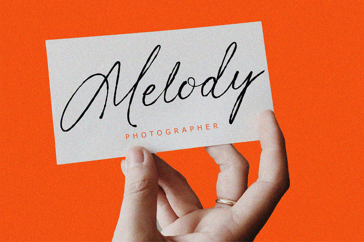 Diamond Beach Handwritten Font, a Font by typeline studio (Photo 4 of 8)