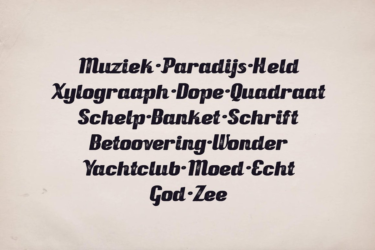 Maurine Script preview 4