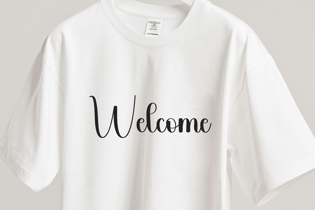 Father Holiday, a Handwritten Font by InermediaSTUDIO (Photo 3 of 8)