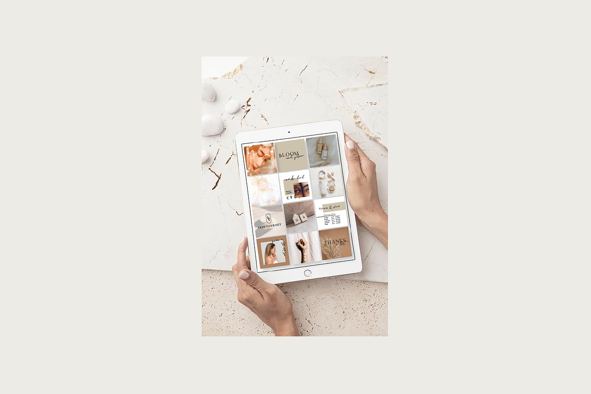 Minimalist Instagram post AI EPS PSD, a Social Media Template by Bonnie Duijs (Photo 8 of 8)