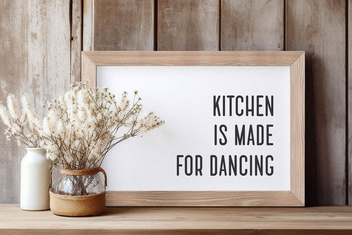 Farmers Market - Rustic Font, a Sans Serif Font by BarcelonaShop (Photo 4 of 12)