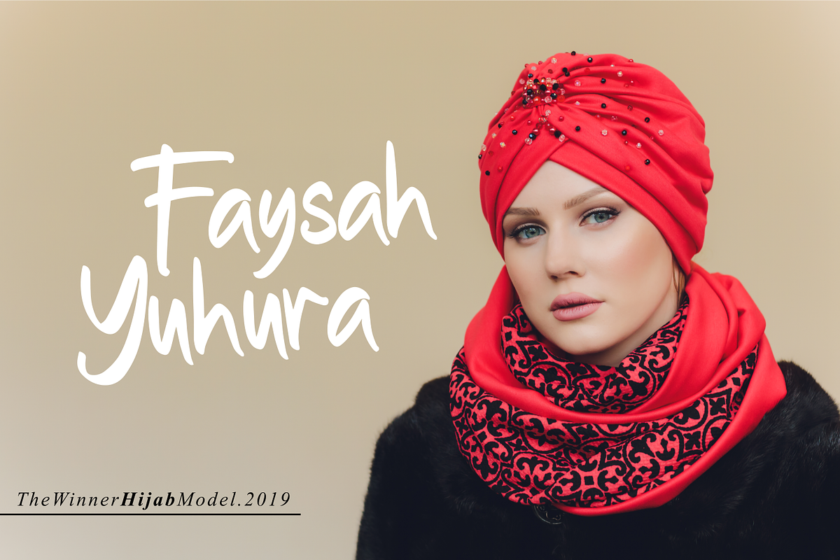 Sachyma, a Script Font by Mabhal Studio (Photo 3 of 7)