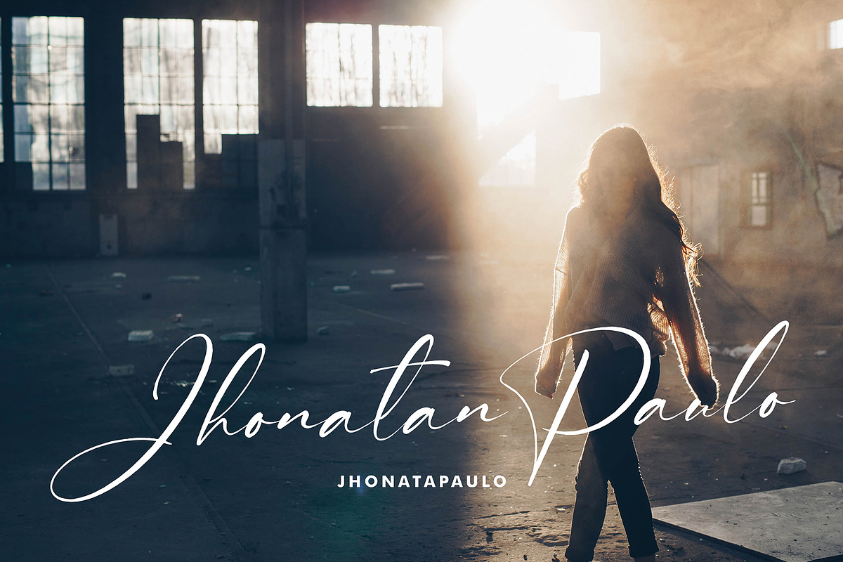 Digterra, a Script Font by pineungtype (Photo 5 of 7)