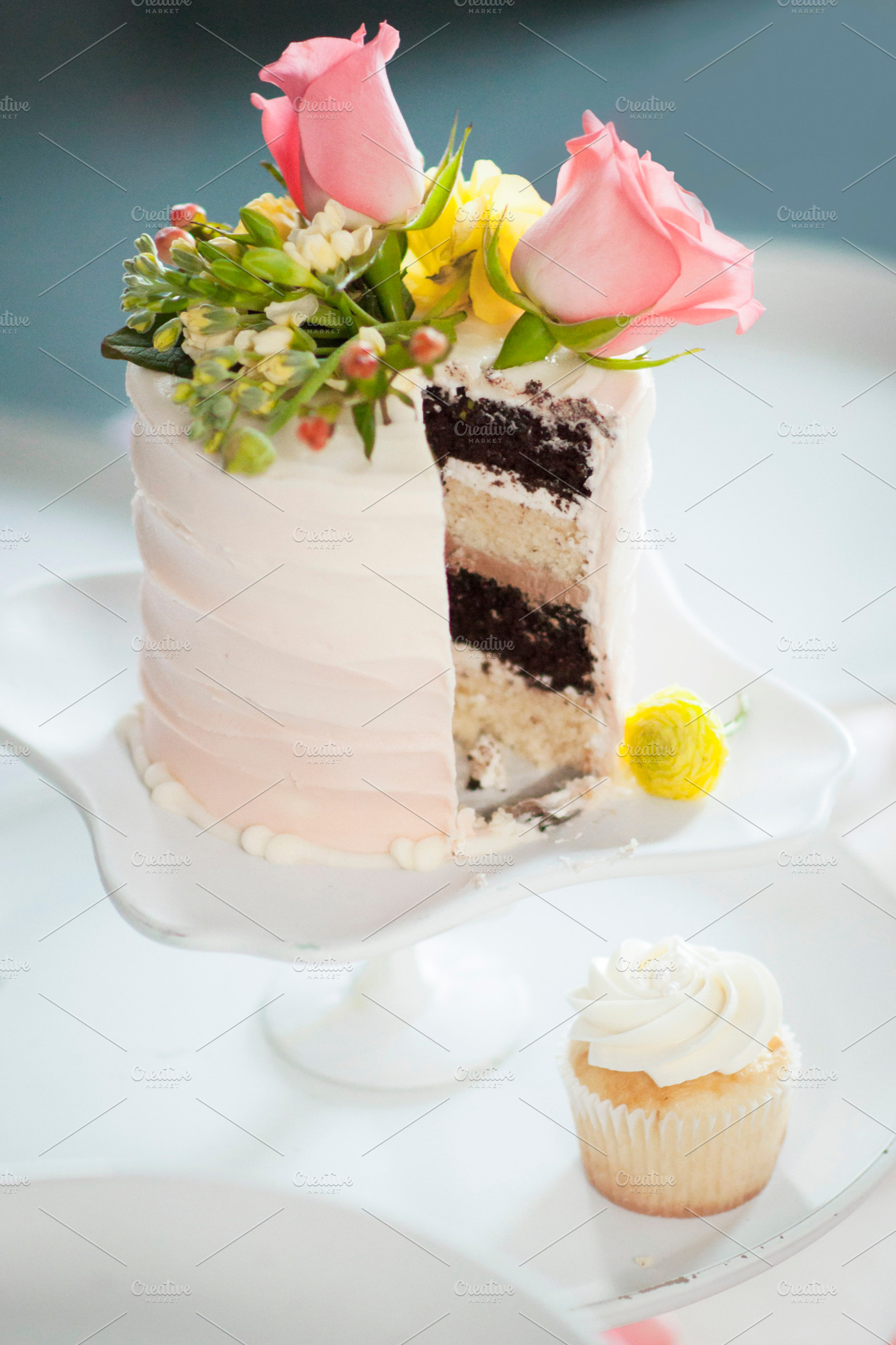 FlowerCake, a Food & Drink Photo by Foxtail Pine Studio
