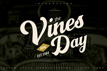 Vinesday | Handlettering Script Font