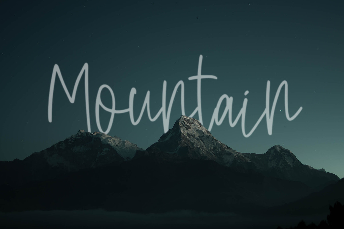 Battie Sellie - Script Font, a Script Font by NTC Graphic (Photo 3 of 7)