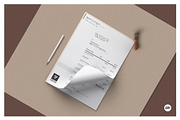 Minimal Invoice, a Stationery Template by AyshaCanvas (Thumbnail 2 of 3)