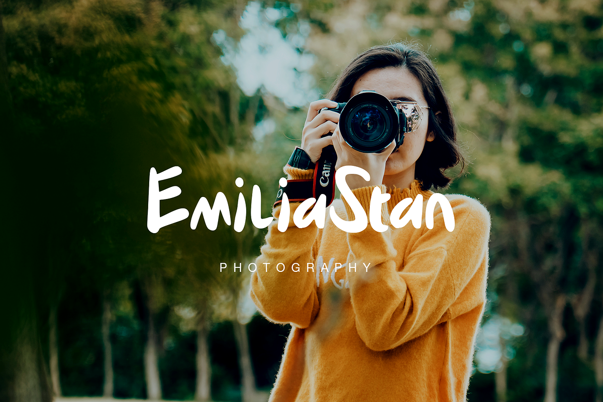 Skytark - Display Typeface preview 3