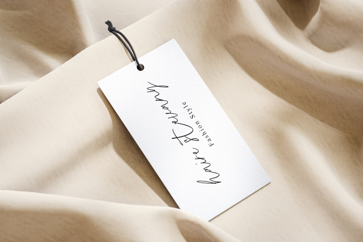 Candy Pieces - Casual Signature, a Font by tebaltipislab (Photo 2 of 11)