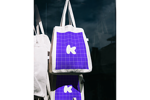 Totebag Mockup 04