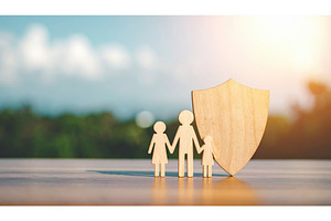 Symbol of family protection shown, a Background Photo by Igor Tichonow