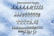 Marshanda, a Script Font by Jhoen (Thumbnail 8 of 10)