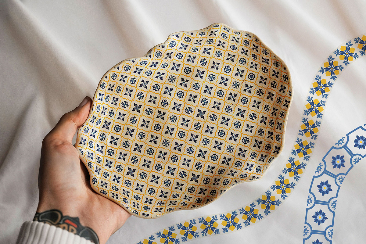 Azulejo Portugal | Tiles & Patterns, an Object Graphic by KetteCreate (Photo 8 of 16)