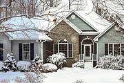 Lightroom Winter Presets (XMP+DNG), a Layer Style Add-On by yosscinematic (Thumbnail 10 of 15)