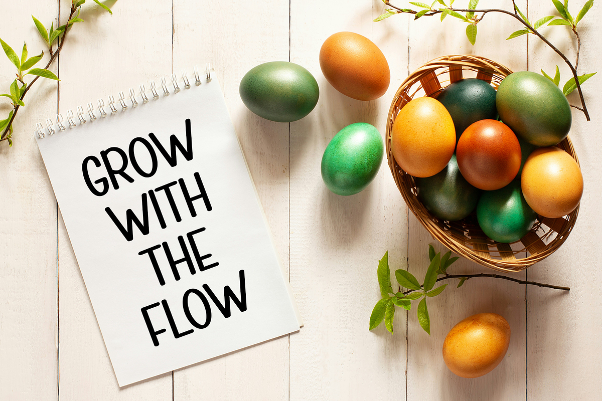 Happy Easter, a Sans Serif Font by InermediaSTUDIO (Photo 3 of 8)