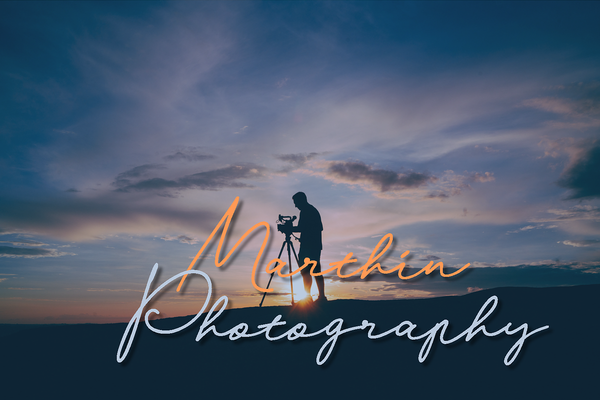 The Bright Road, a Script Font by Mozyen Studio (Photo 4 of 6)