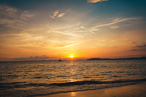 Sunset at Railay Beach with orange lights