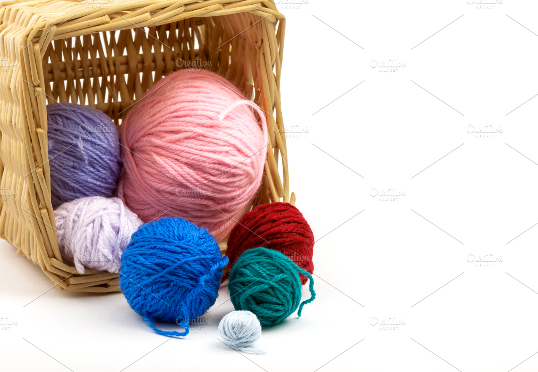 Colorful thread basket, a Beauty & Fashion Photo by BOOCYS