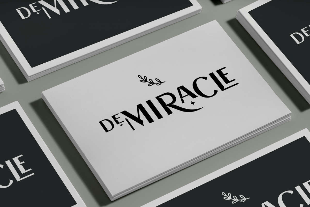 DE TOOREIT, a Sans Serif Font by Joko Setiono (Photo 2 of 11)