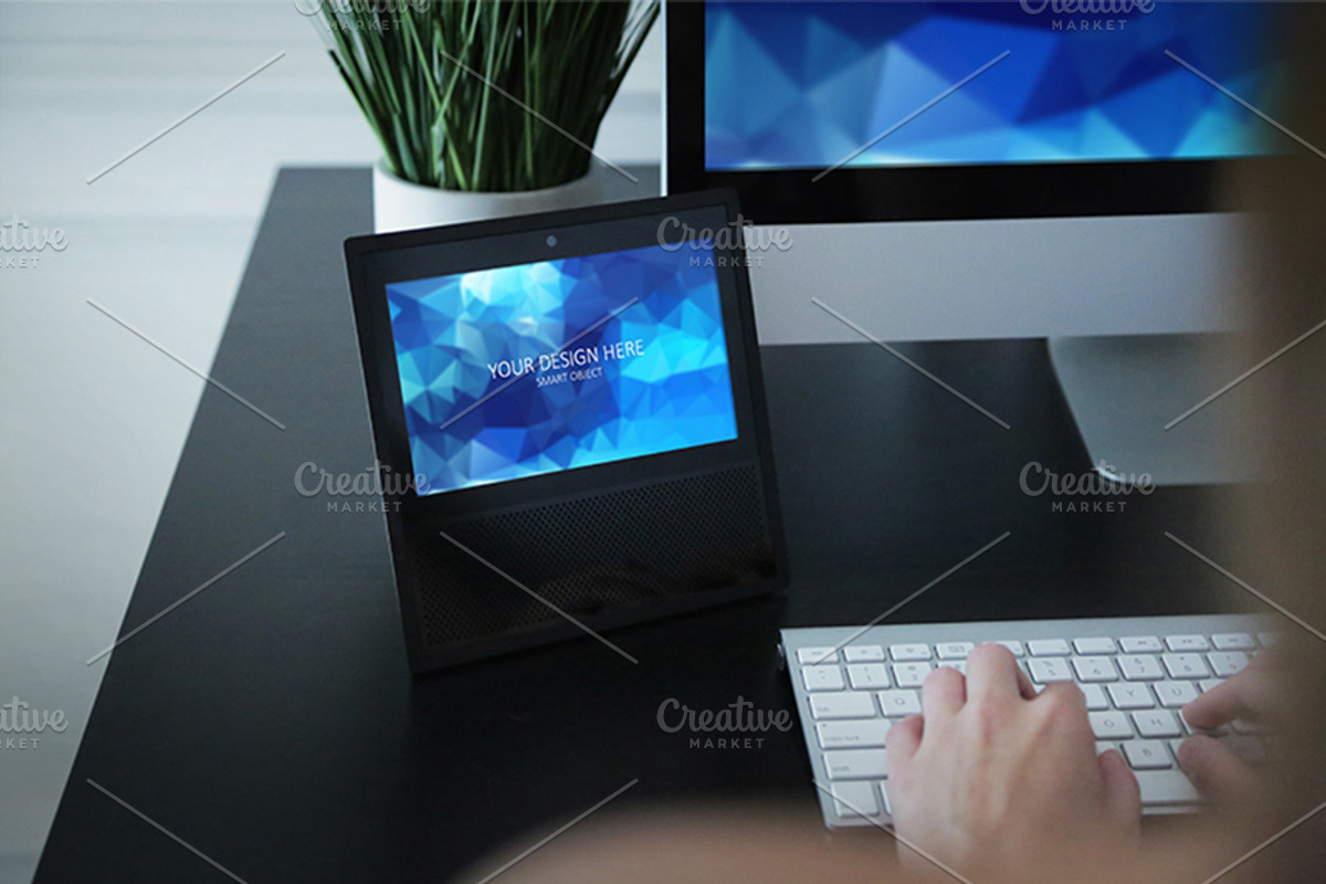 Echo Show Workstation PSD Mockups, an iPhone Mockup by Shop Mockpro (Photo 8 of 19)