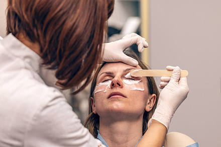 Local anesthetic procedures, a Photo by Grafvision photography