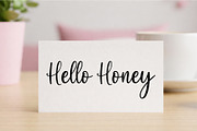 Hello Honey, a Handwritten Font by Aura Typeface (Thumbnail 4 of 7)
