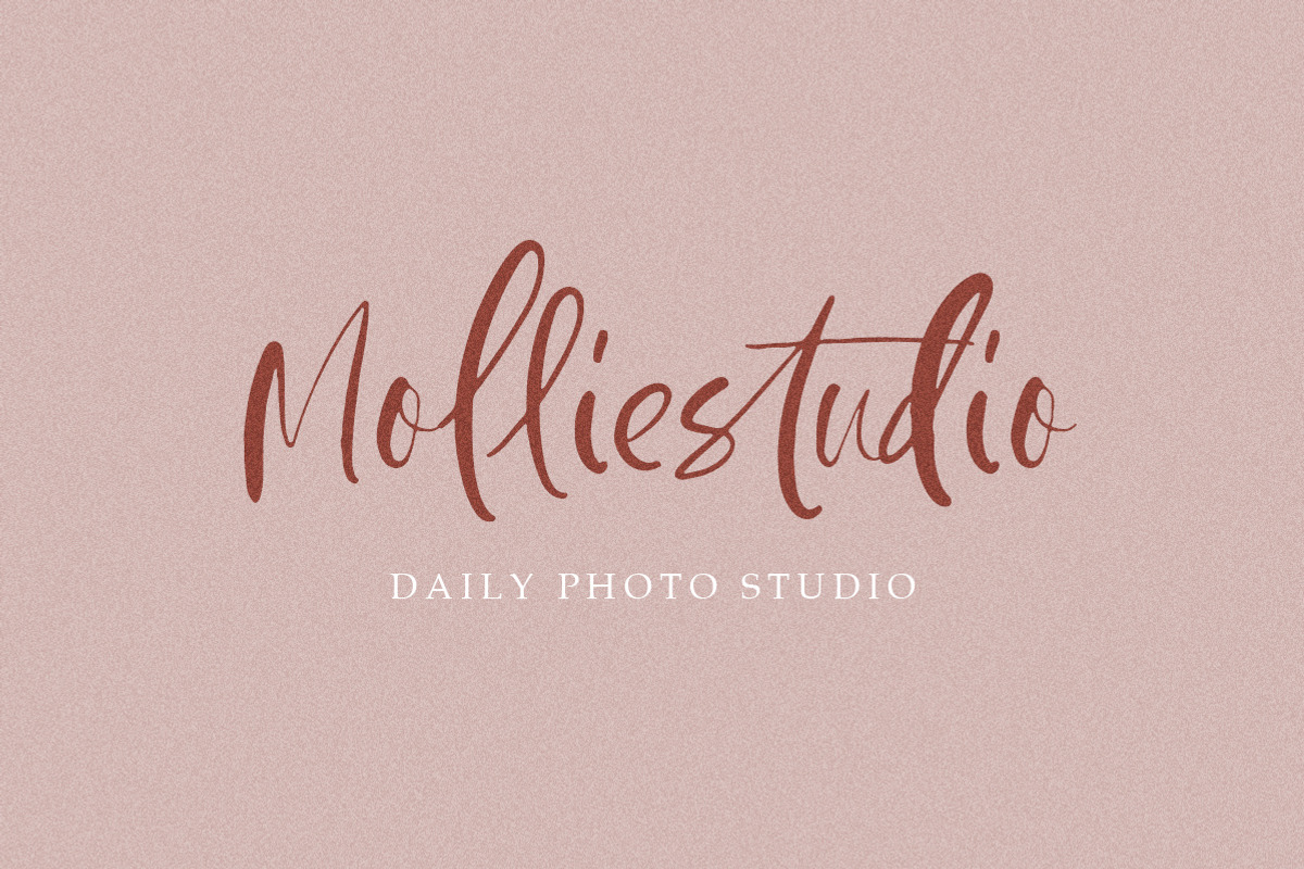 Happy Sparkle - Handwritten Font, a Script Font by Littlehand (Photo 5 of 9)