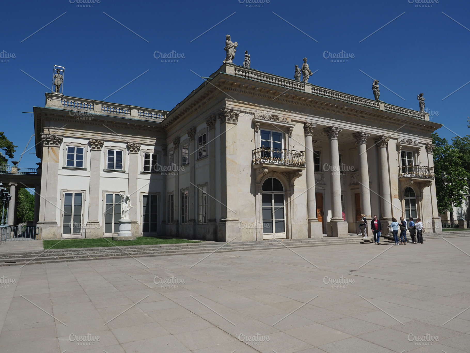 Palace on the isle in Lazienki Park in Warsaw, a Photo by WorldOfPhotos