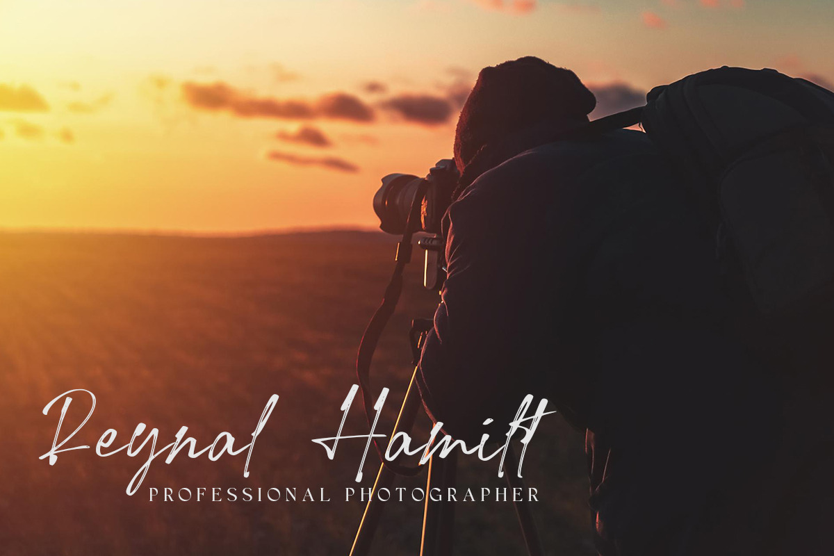 Hamiltay Handwritting Font, a Handwritten Font by Moodtype (Photo 3 of 8)