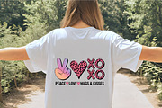 Peace love hugs kisses leopard print, an Illustration by CrexoraLab (Thumbnail 1 of 4)