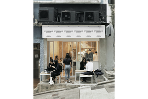 Store Mockup 09