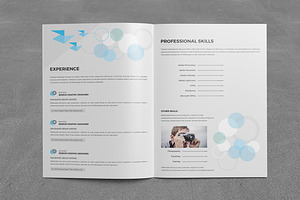 Resume Booklet 8 Pages