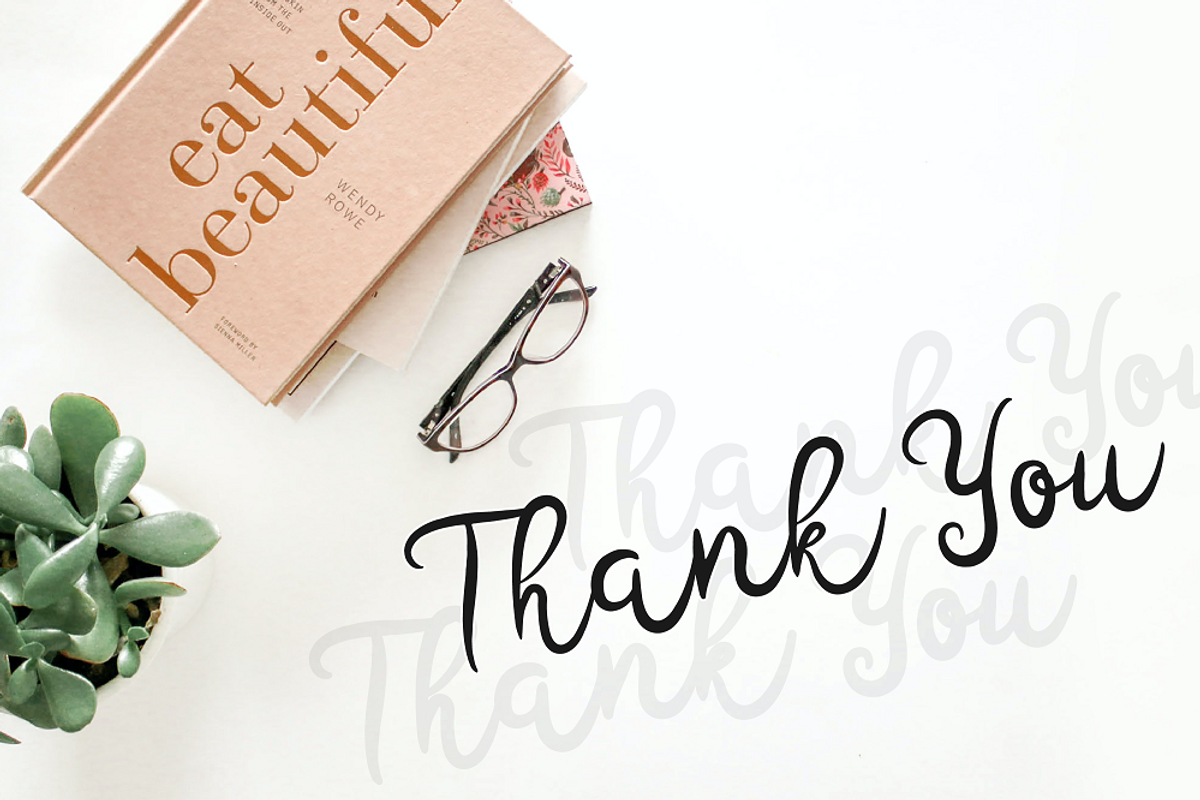 Hallo Betty a modern lovely font, a Script Font by Javatype Studio (Photo 10 of 10)