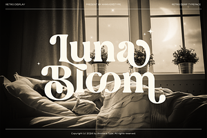 Luna Bloom - Classic Retro Vintage