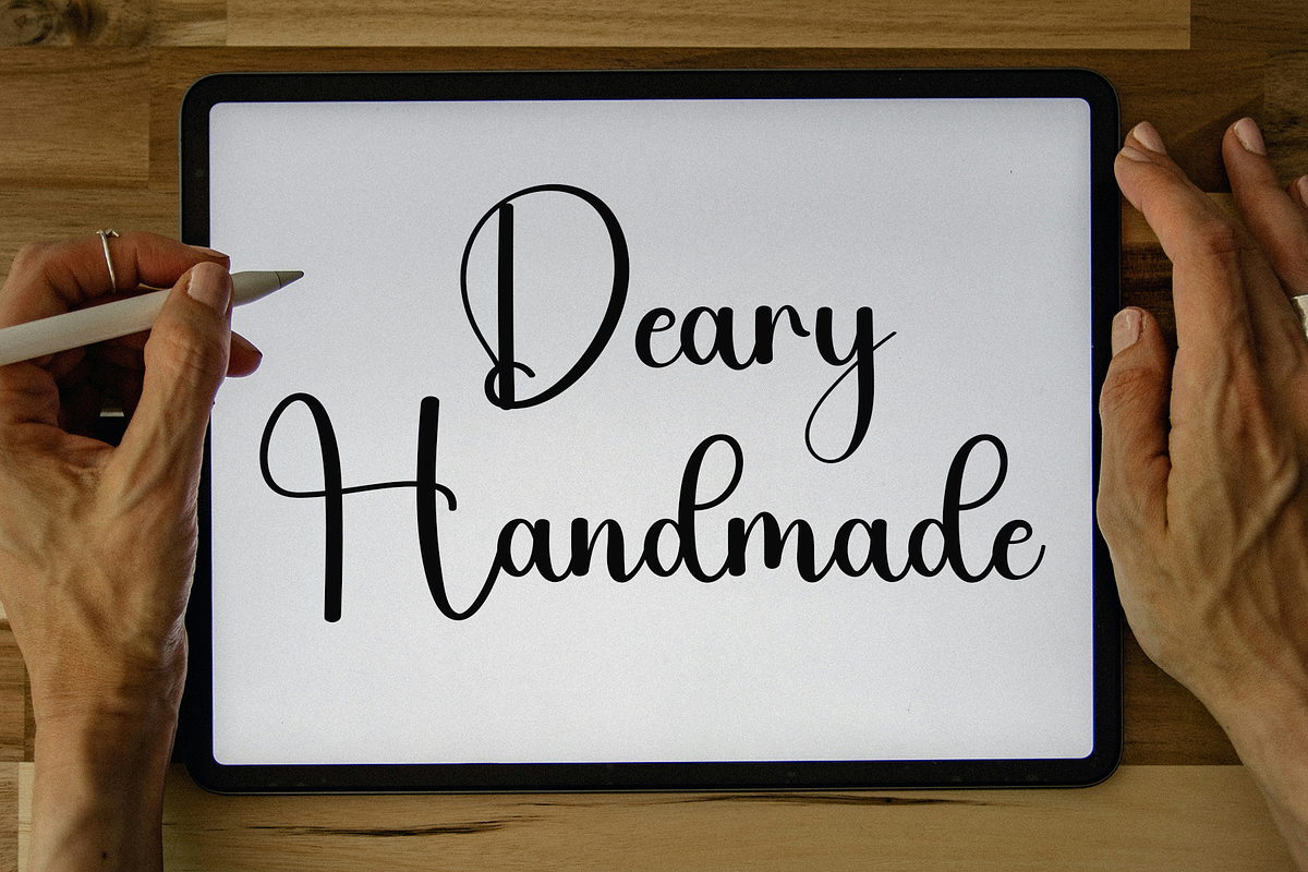 Hi Baby, a Handwritten Font by InermediaSTUDIO (Photo 7 of 7)