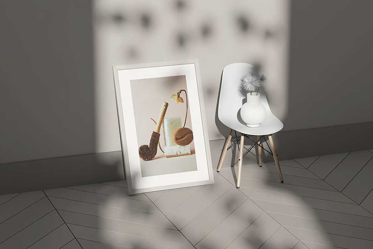 Frame Mockup, an Advertising Mockup by Hubzway (Photo 5 of 5)