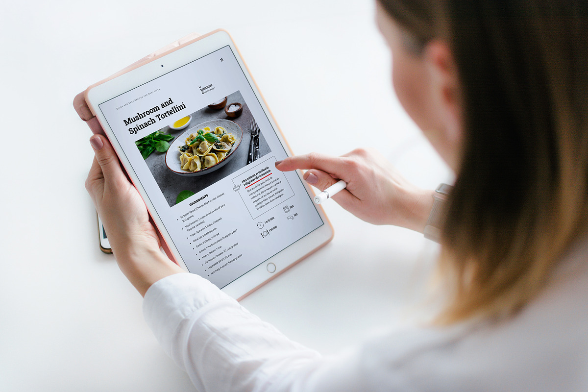Minimal Recipe Ebook Template, a Brochure Template by StockInDesign (Photo 4 of 7)