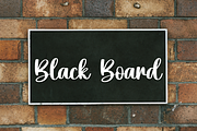 Onegreen | Script Font, a Script Font by Scratchones (Thumbnail 4 of 7)