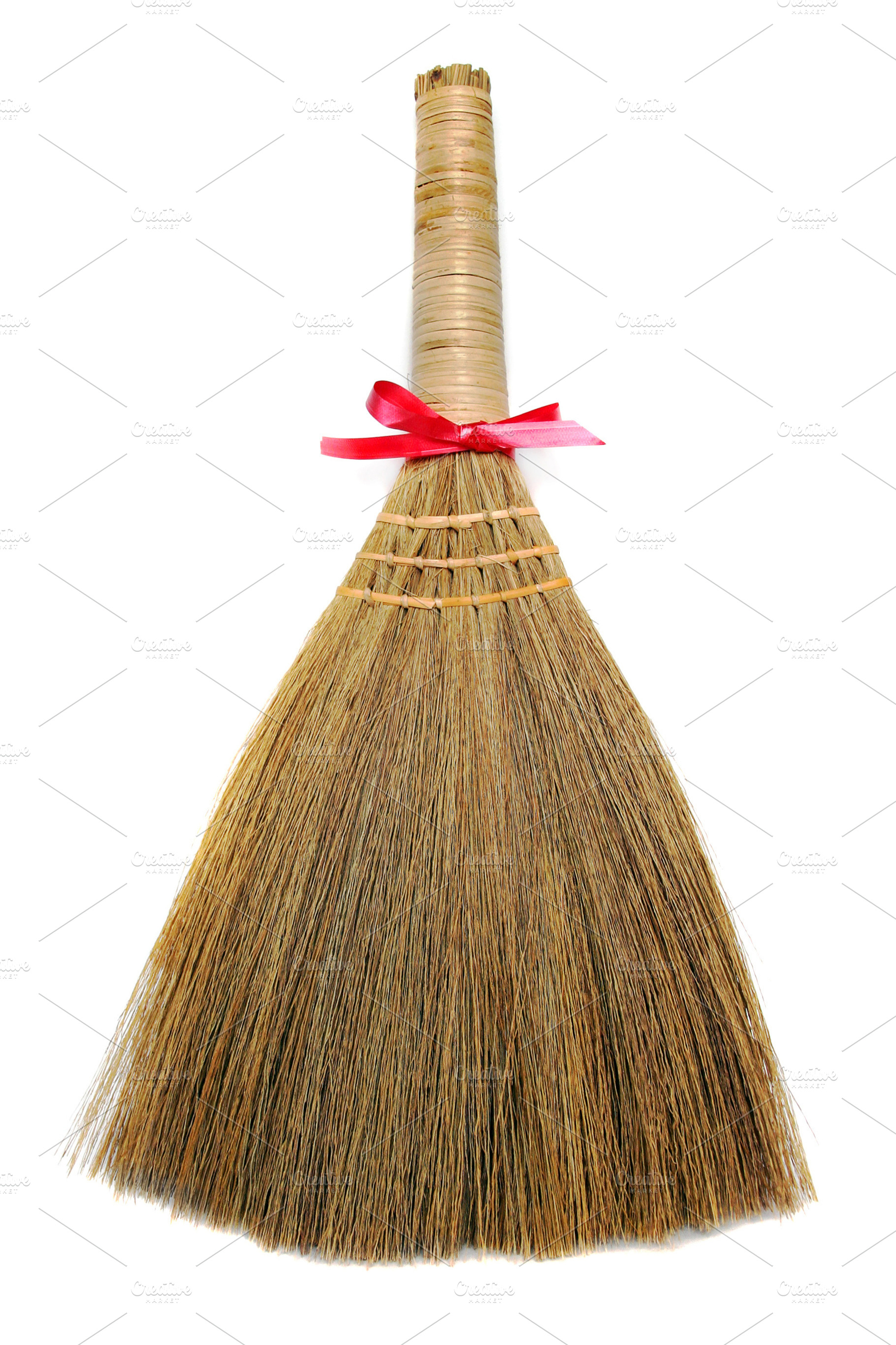 Broom as a gift, a Photo by saiko3p