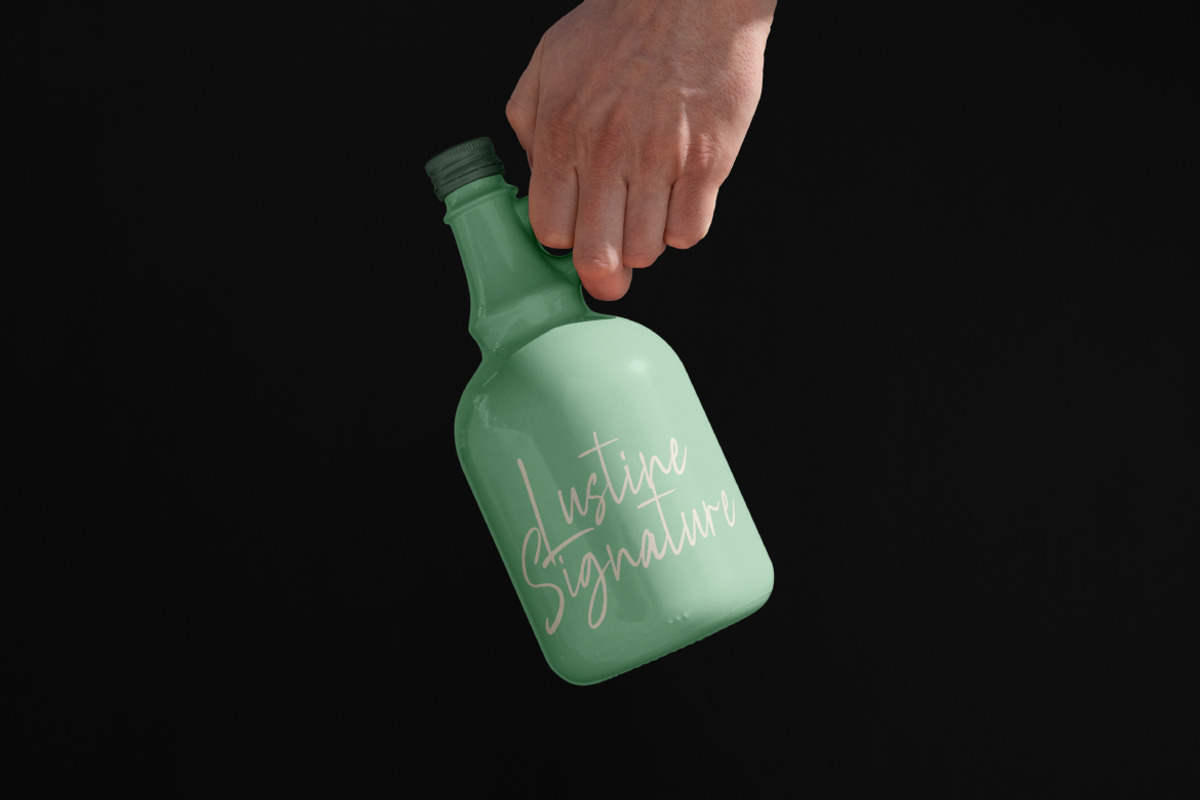 Lustine Signature – Modern Script, a Script Font by kangfont Studio (Photo 5 of 8)