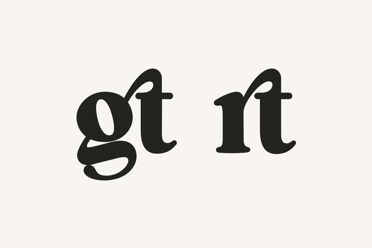 Lengthwise Beautiful Serif Font, a Serif Font by UICreative (Photo 10 of 13)