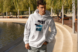 Hoodie MockUp Street Style 2021