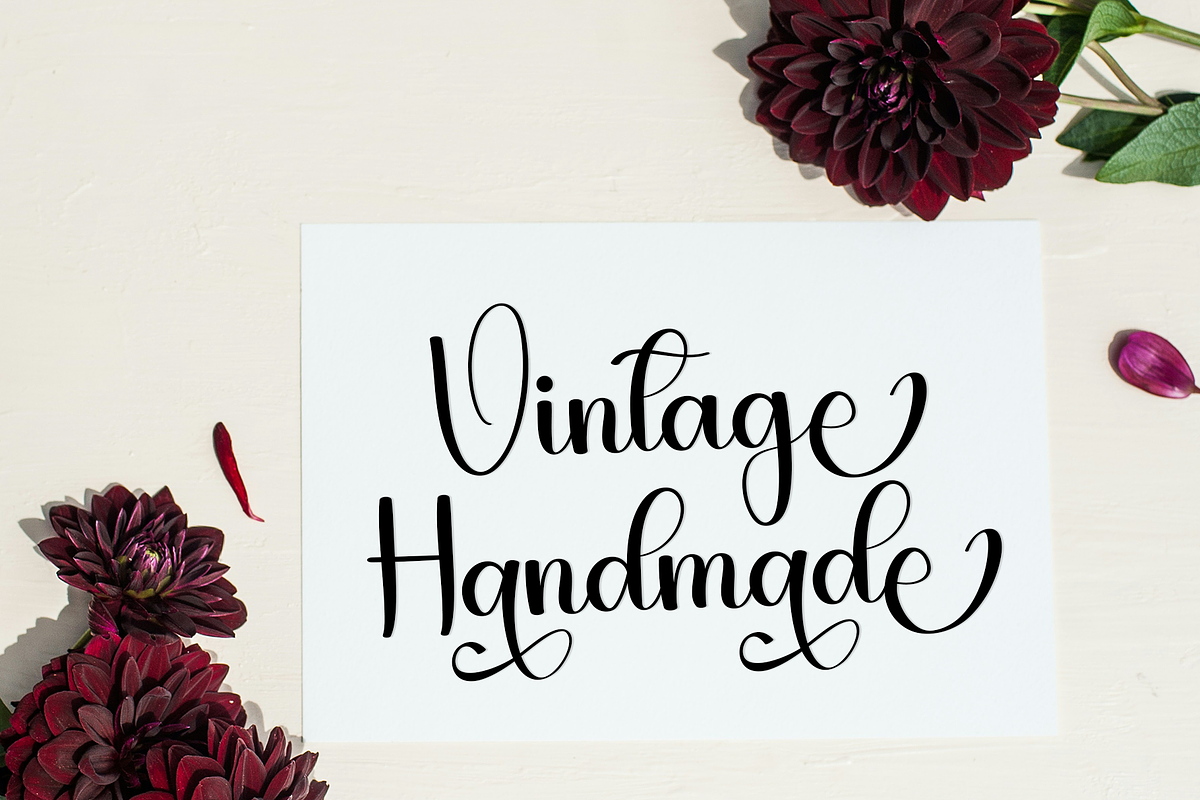 Beauty Signature, a Handwritten Font by InermediaSTUDIO (Photo 6 of 8)
