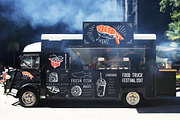 Food Truck Collection, a Food Illustration by Julia Dreams (Thumbnail 4 of 7)