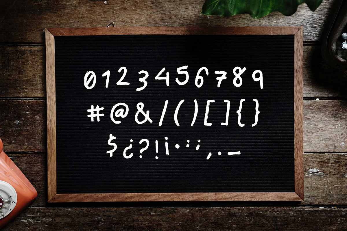 Weekend — Font preview 3