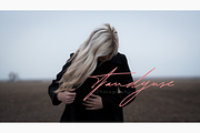 Kaveyore | Signature Script, a Script Font by Mozyen Studio (Thumbnail 10 of 12)
