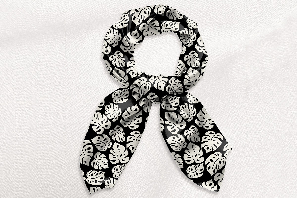 White Monstera Leaves, a Pattern Graphic by MalyskaStudio (Photo 13 of 19)