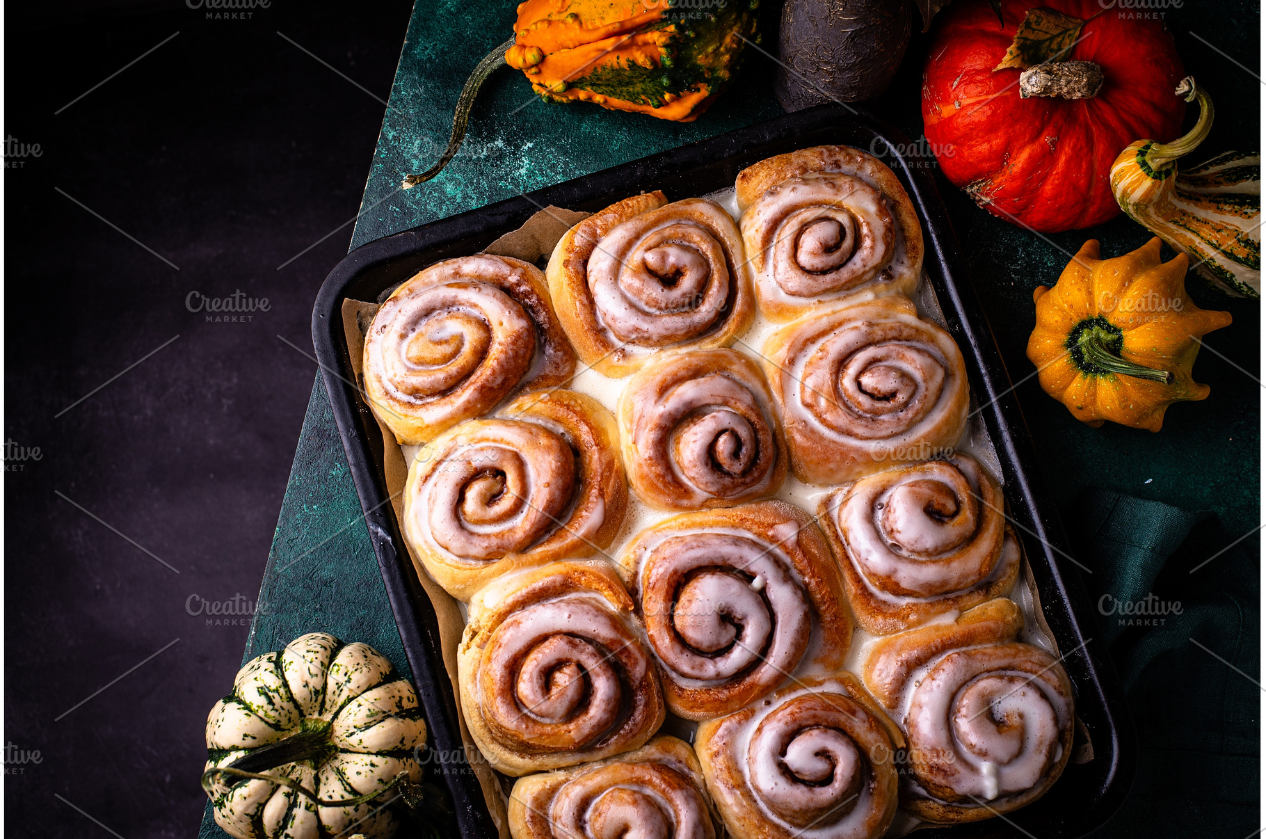 Fresh homemade bakery cinnamon buns, a Food & Drink Photo by Yulia Furman