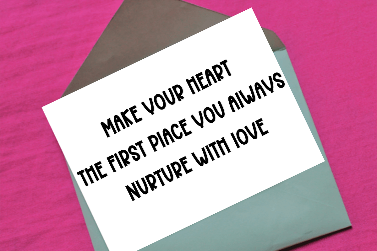 Notepad, a Script Font by InermediaSTUDIO (Photo 7 of 8)